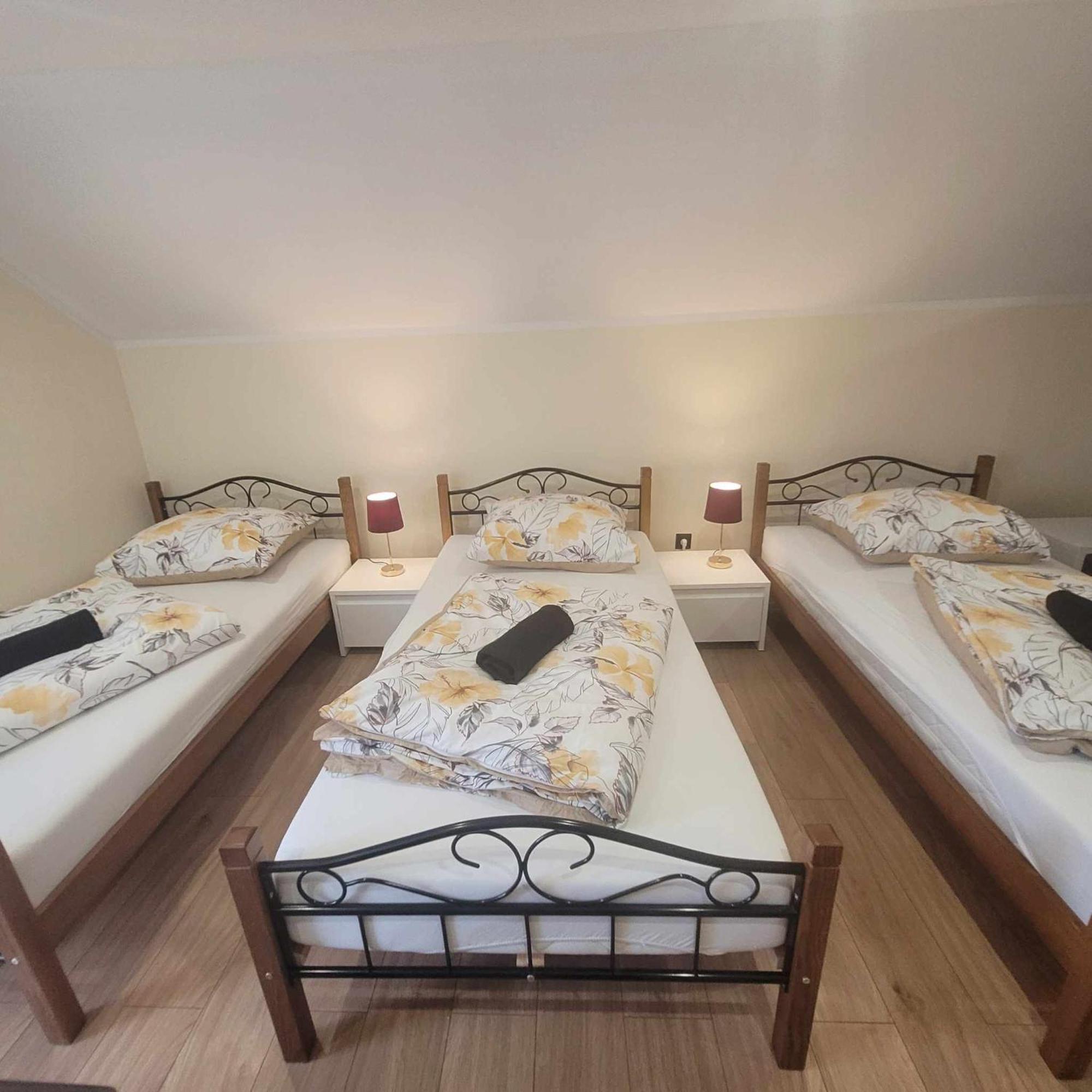 Pokoje Goscinne Basniowy Dom Radkow Dış mekan fotoğraf
